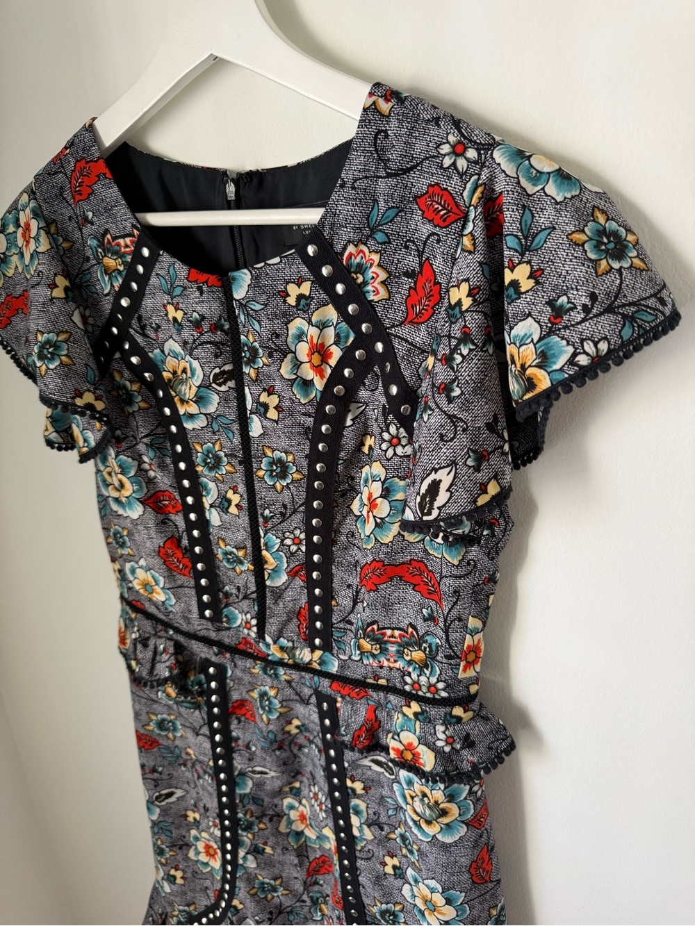 Laundry by Shelli Segal Studded Floral Ruffle Mini Dress 2 - Picture 3 of 9